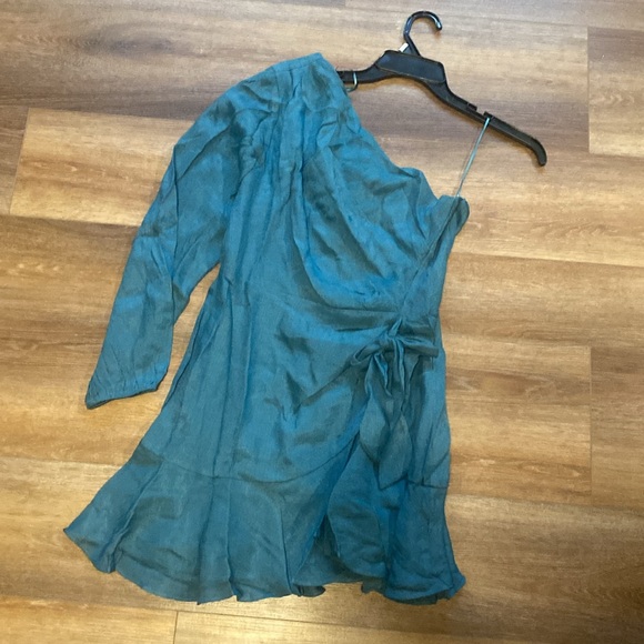 KARSYN ONE SHOULDER RUFFLE SKIRT DRESS - SMOKEY SEA GREEN - Picture 7 of 8